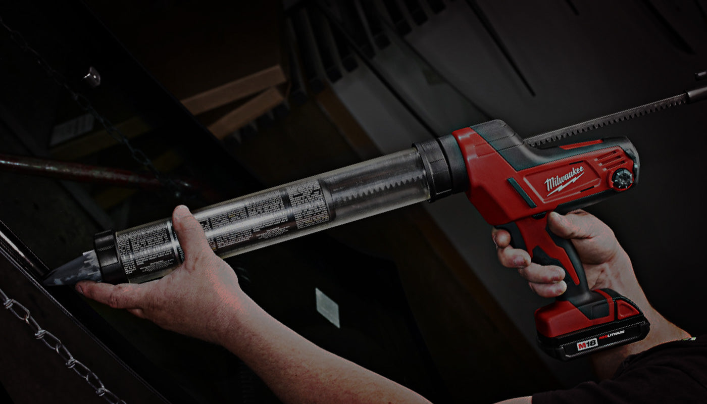 Milwaukee M18 Caulking & Adhesive Guns